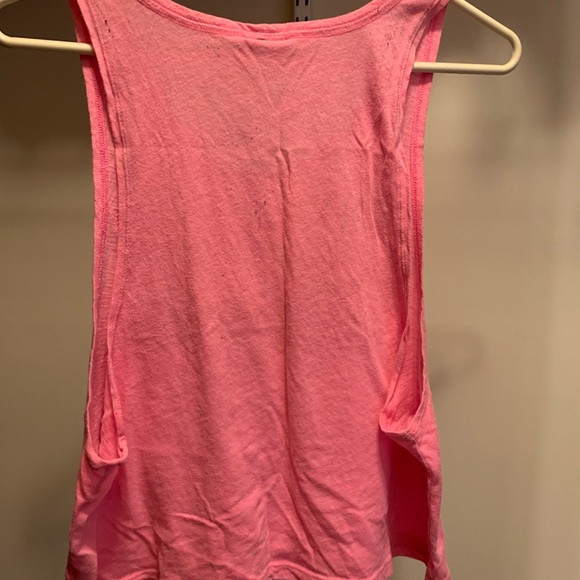 Cropped work out tank - Picture 2 of 2